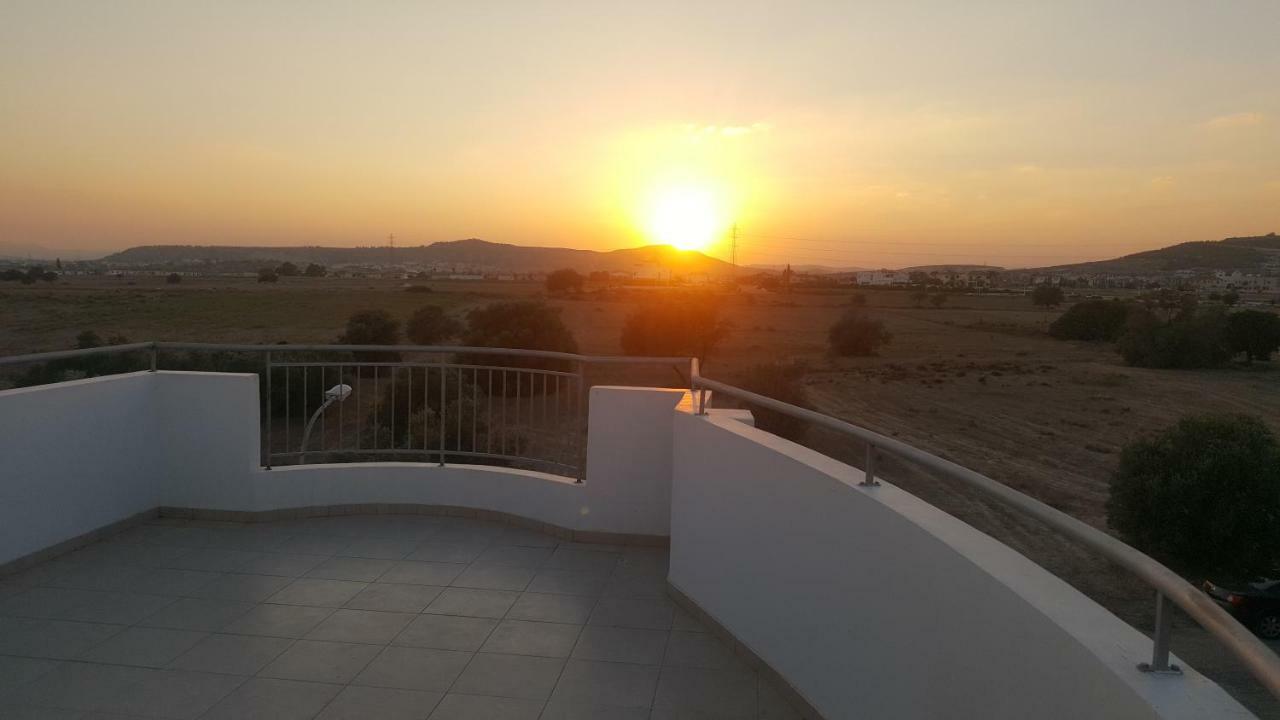 Oceania Bay Village Апартаменти *